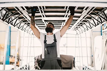 Aftermarket Cloud-Automotive: Bus Manufacturer Grows 4x Parts Sales By Adopting Commerce for Manufacturing